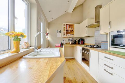 25 Ambleside Road, Middlesbrough, TS6 0ET