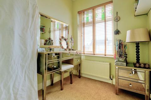 25 Ambleside Road, Middlesbrough, TS6 0ET