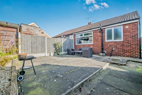 23 Tyersal Close, Bradford, BD4 8HE