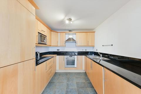 2 bedroom flat to rent, Gainsborough House, Cassilis Road, London, E14