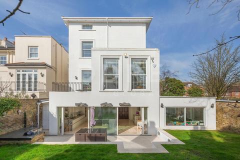 29 Acacia Road, London, NW8 6AR