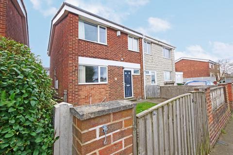 3 bedroom terraced house for sale, 145 Chequers, Close, Pontefract WF8 2TF