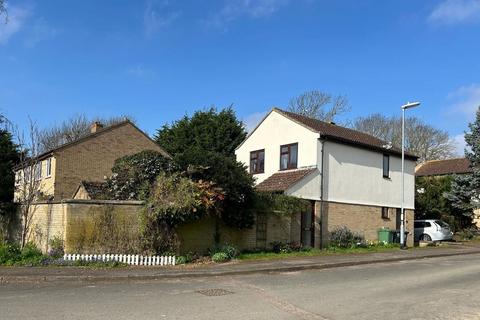 3 bedroom detached house for sale, Blenheim Way, Yaxley, PE7