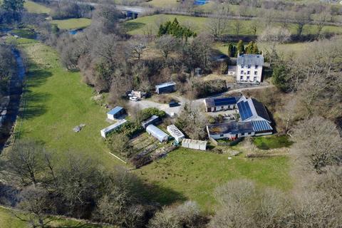 7 bedroom property with land for sale, Tregaron