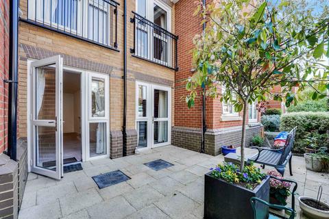 2 bedroom retirement property to rent, 14 Churchfield Road, Walton-on-thames KT12