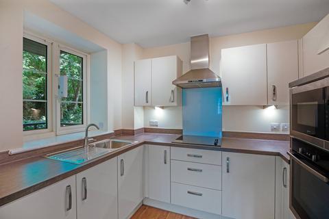 2 bedroom retirement property to rent, Gloucester Road, Bath BA1