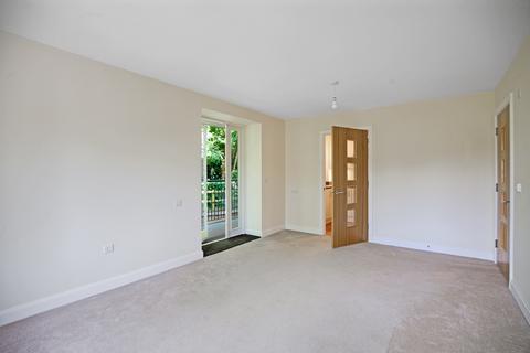 2 bedroom retirement property to rent, Gloucester Road, Bath BA1