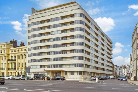3 bedroom flat for sale, Kings Road, Brighton, East Sussex