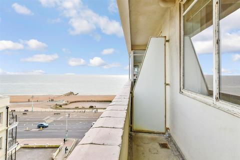 3 bedroom flat for sale, Kings Road, Brighton, East Sussex
