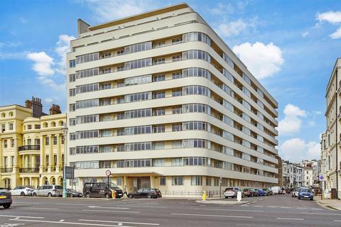 3 bedroom flat for sale, Kings Road, Brighton, East Sussex