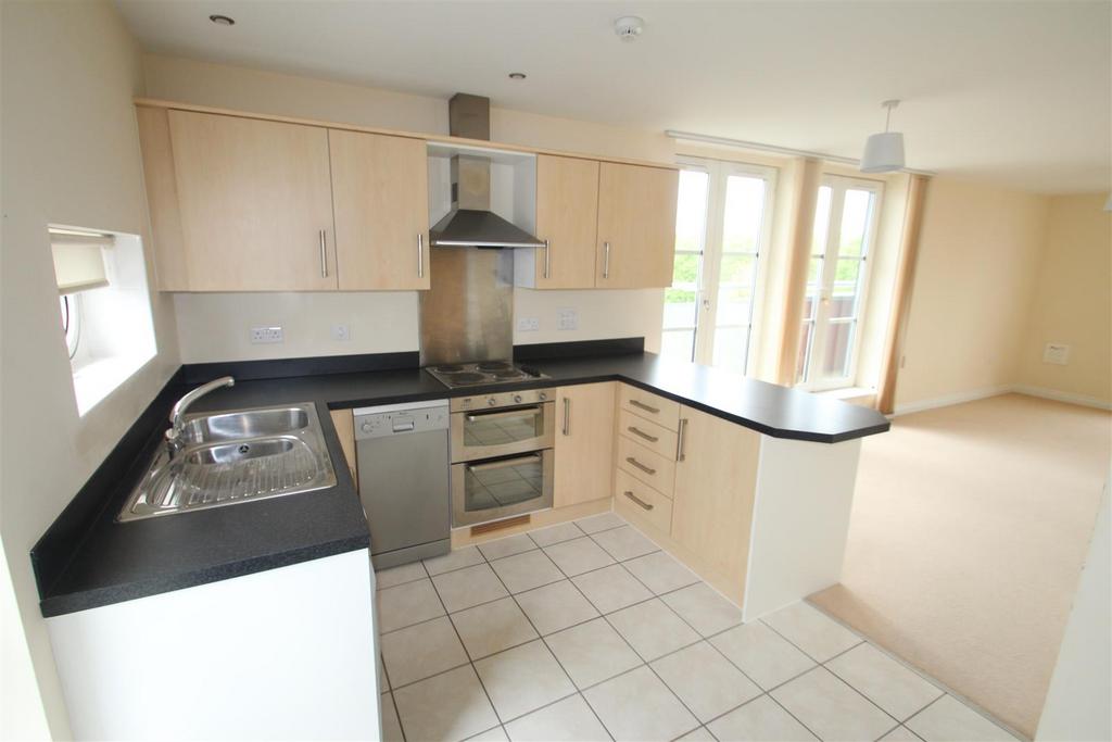 Open plan kitchen / lounge