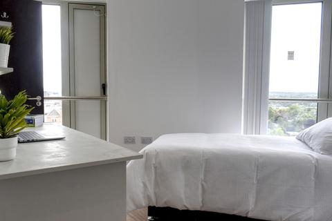 5 bedroom apartment to rent, Standard Ensuite Orbital House