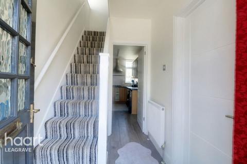 3 bedroom semi-detached house for sale, Park Avenue, DUNSTABLE