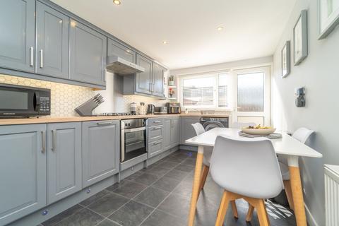 2 bedroom end of terrace house for sale, Kenilworth Rise, Livingston EH54