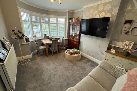 4 bedroom semi-detached house for sale, Kingshurst, Birmingham B36
