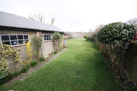 313 Southborough Lane, Bromley, BR2 8BG