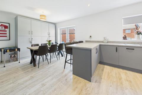 17 Alderman Road, Gloucester, GL1 3NB