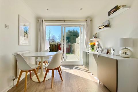 12 Undermill Road, Upper Beeding, Steyning, BN44 3JG