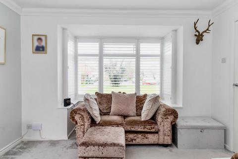 12 Undermill Road, Upper Beeding, Steyning, BN44 3JG
