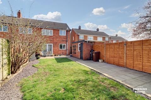 20 Clarendon Road, Walsall, WS4 1AX