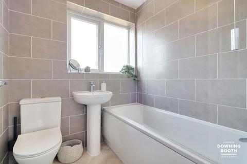 20 Clarendon Road, Walsall, WS4 1AX