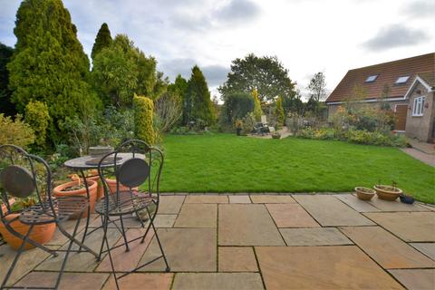 3 bedroom detached bungalow for sale, Edinburgh Way, Dersingham