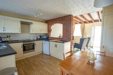 2 bedroom semi-detached house for sale, Johnson Crescent, Heacham,