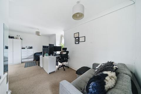 2 bedroom apartment for sale, Conifer Close, Winchester, SO22