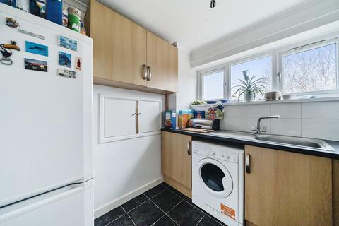 2 bedroom apartment for sale, Conifer Close, Winchester, SO22