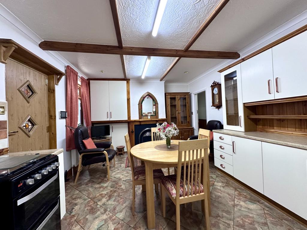 Kitchen 3