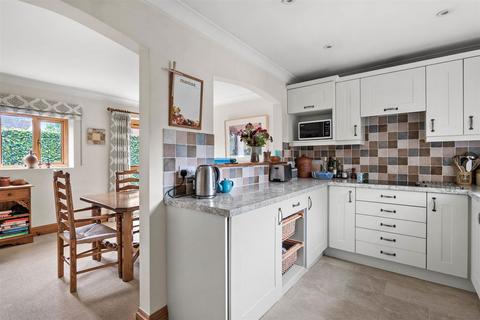 3 bedroom barn conversion for sale, The Briar, Crews Hill Court, Alfrick, Worcestershire.  WR6 5ES