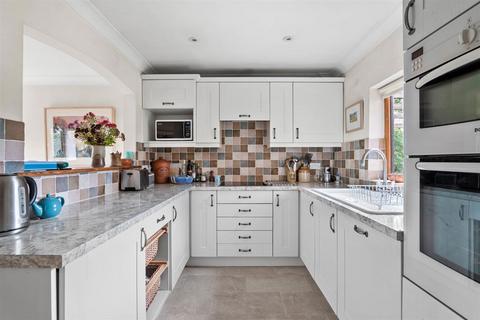 undefined, The Briar, Crews Hill Court, Alfrick, Worcestershire.  WR6 5ES