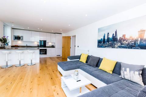 3 bedroom penthouse for sale, Sky View Tower, Stratford, London, E15