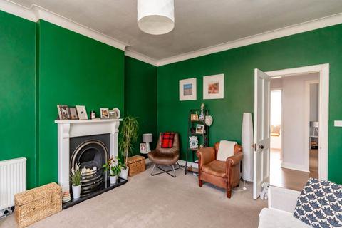 30a Gordon Road, Edinburgh, EH12 6LU