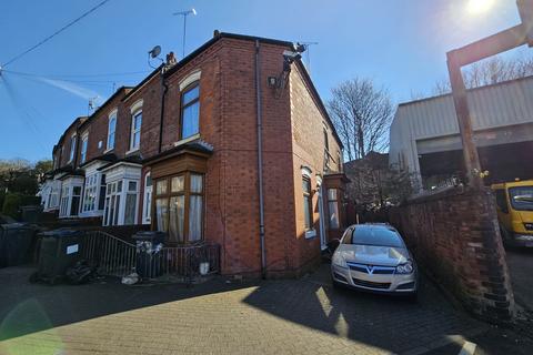 3 bedroom end of terrace house for sale, St. Michaels Hill, Hockley
