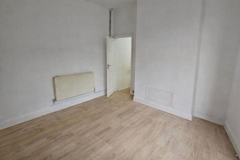 3 bedroom end of terrace house for sale, St. Michaels Hill, Hockley