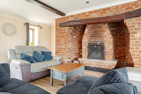 4 bedroom barn conversion for sale, Aylsham Road, North Walsham