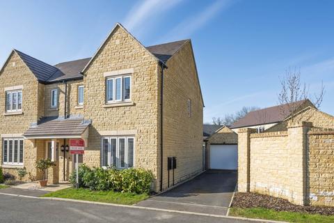 Scarsbrook Crescent, Chipping Norton