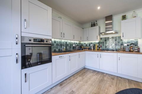 3 bedroom semi-detached house for sale, Scarsbrook Crescent, Chipping Norton