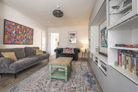 3 bedroom semi-detached house for sale, Scarsbrook Crescent, Chipping Norton