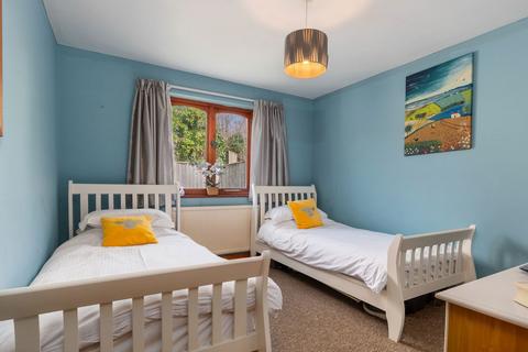 undefined, Milford Haven SA73