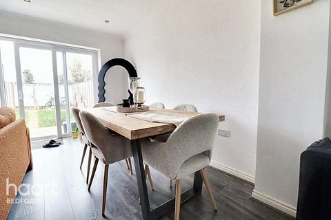3 bedroom semi-detached house for sale, Kempston Road, Bedford