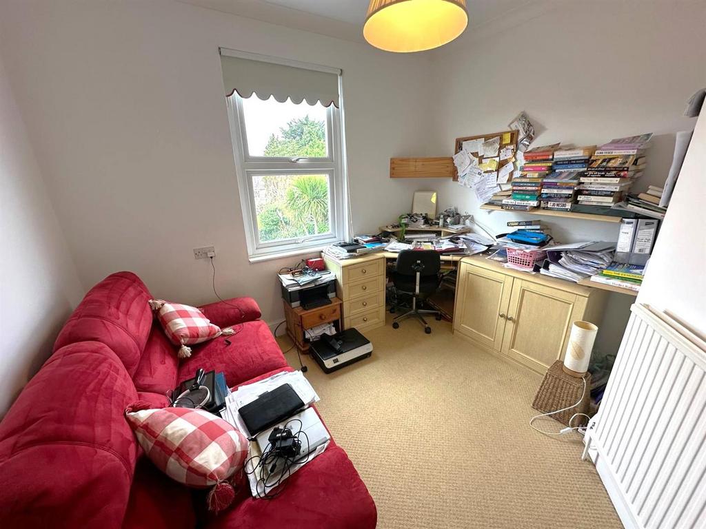 Bedroom 3.jpg
