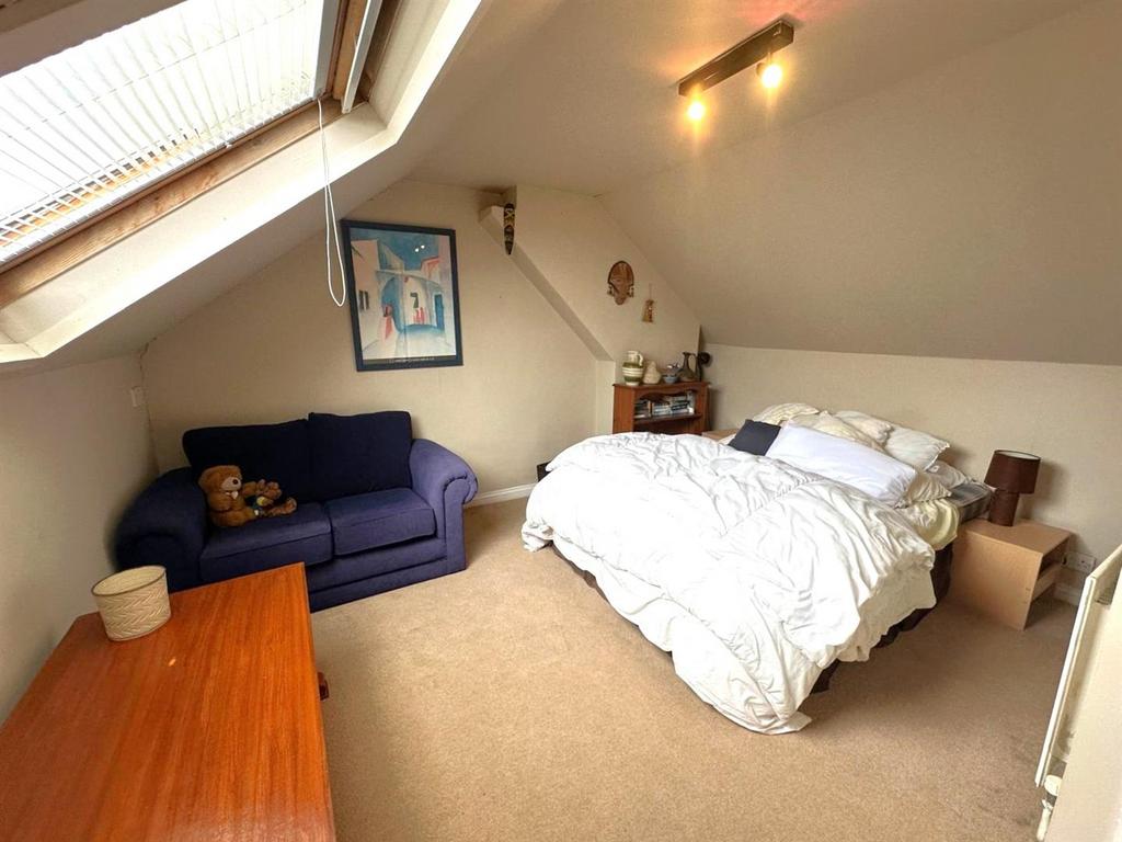 Bonus Room 1.jpg