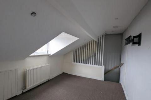 38 Back Mount Pleasant, Leeds, LS10 3TD