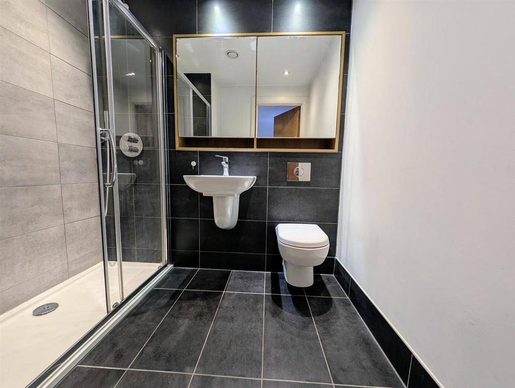 Ensuite