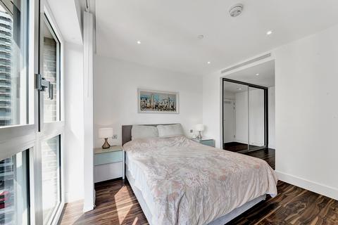undefined, New Drum Street, Aldgate, London, E1