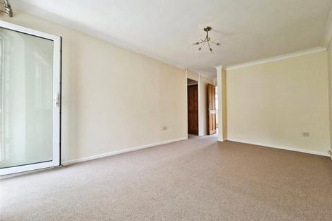 3 bedroom bungalow for sale, High House Avenue, Wymondham, Norfolk, NR18