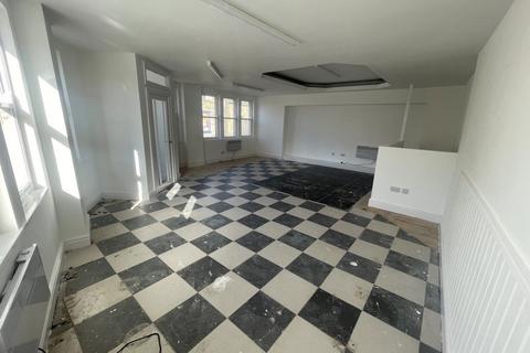 Terraced house to rent, Church Street, Accrington