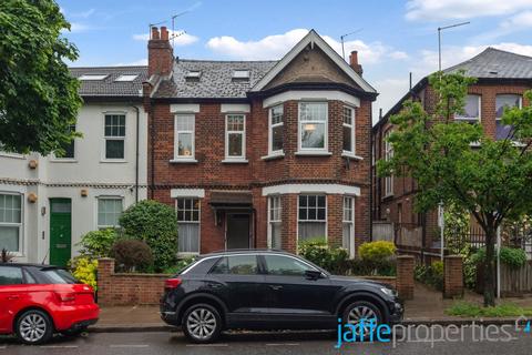 2 bedroom apartment to rent, Westbere Road, London, NW2